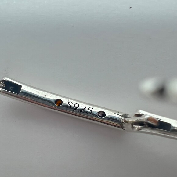 STERLING SILVER S925 HEART SHAPED HOOP EARRINGS WITH 6 FLOATING HEARTS Wt 0.2 oz - Picture 2 of 10